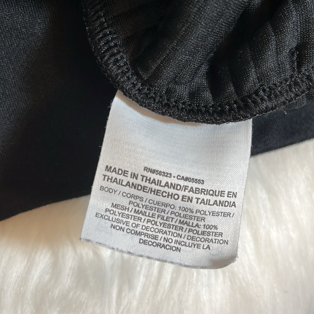 Nike Dri-Fit Black Pullover Hoodie Sweatshirt - Picture 12 of 13